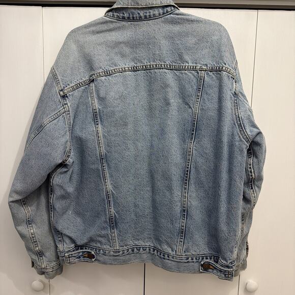 VTG Levi’s 70614 Denim Trucker Jean Jacket, Red Plaid Lining, Faded/Thrashed - Picture 13 of 15